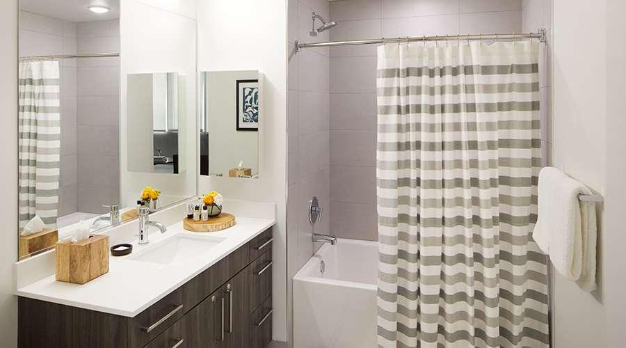Sentral Michigan Avenue Aparthotel Chicago Ngoại thất bức ảnh A shower curtain