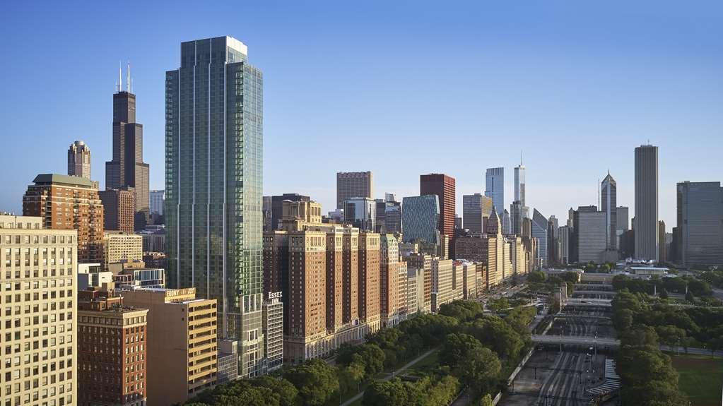 Sentral Michigan Avenue Aparthotel Chicago Ngoại thất bức ảnh The Park at Riverbank